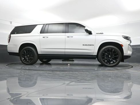 Used 2024 Chevrolet Suburban High Country w/ Advanced Technology Package image 48