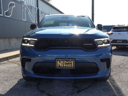 Used 2025 Dodge Durango GT AWD/4WD image 2