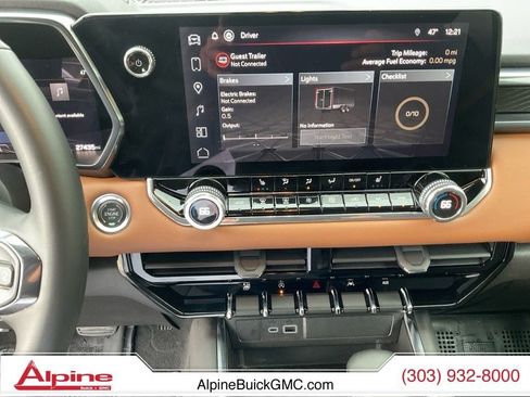 Used 2024 GMC Canyon AT4 w/ Canyon Safety Plus Package image 11