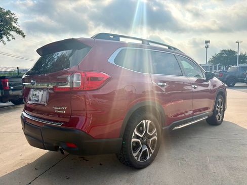 Used 2024 Subaru Ascent Touring AWD/4WD image 3