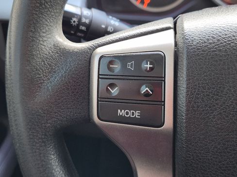 Used 2012 Toyota 4Runner SR5 w/ Convenience Pkg AWD/4WD image 27