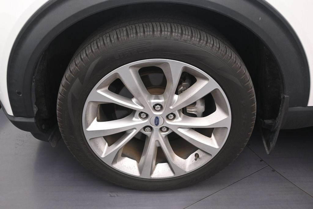 Used 2022 Ford Explorer Platinum w/ Equipment Group 601A AWD/4WD image 10