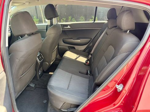 Used 2020 Kia Sportage LX AWD/4WD image 18