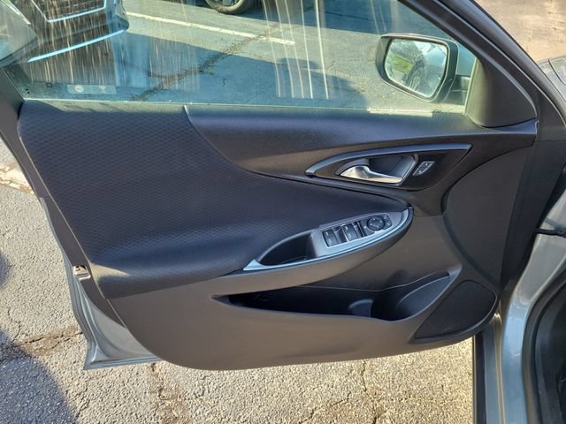 Used 2024 Chevrolet Malibu LT FWD image 14