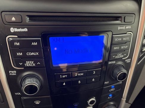 Used 2011 Hyundai Sonata GLS image 26