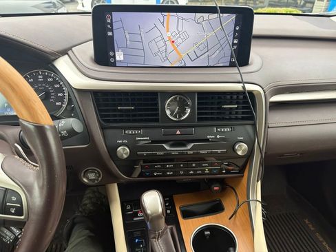 Used 2020 Lexus RX 350 AWD w/ Premium Package image 11
