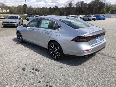 New 2026 Honda Accord Touring image 4