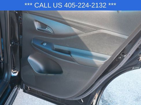 Used 2025 Buick Envista Sport Touring image 23