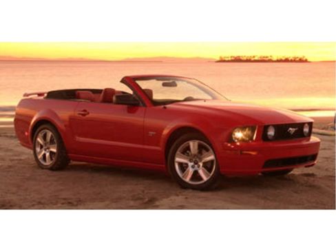 Used 2005 Ford Mustang Deluxe RWD image 1