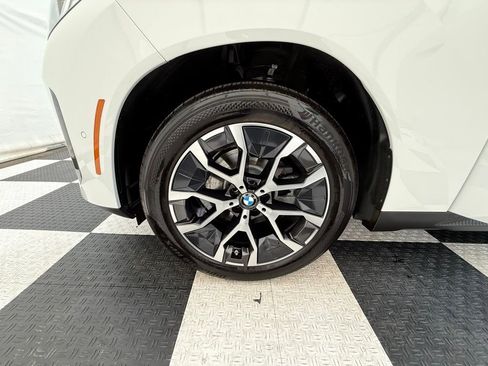 Used 2025 BMW X3 xDrive30 AWD/4WD image 11
