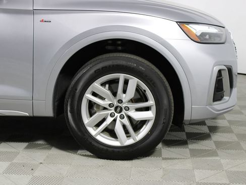 Used 2023 Audi Q5 2.0T Premium w/ Convenience Package AWD/4WD image 41
