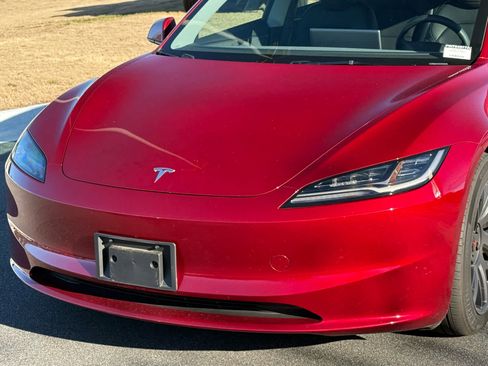 Used 2024 Tesla Model 3 Long Range image 9