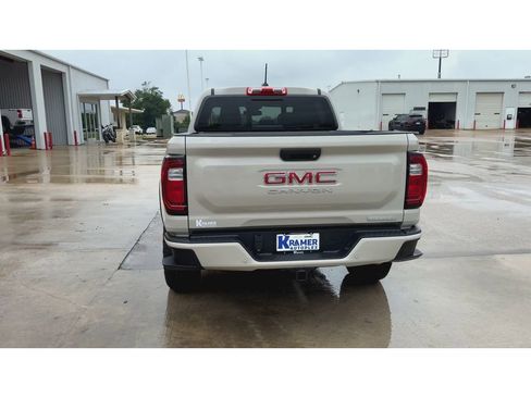 New 2026 GMC Canyon Elevation w/ Convenience Package RWD image 7
