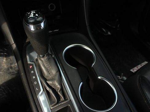 Used 2021 Chevrolet Equinox Premier FWD image 29