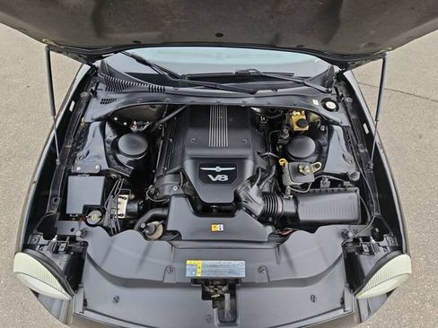 Used 2004 Ford Thunderbird RWD image 18