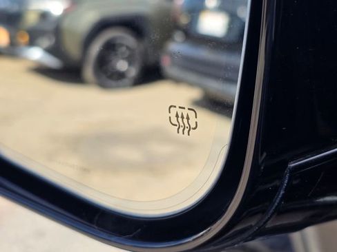 Used 2024 Jeep Grand Cherokee L Limited w/ Luxury Tech Group II AWD/4WD image 29