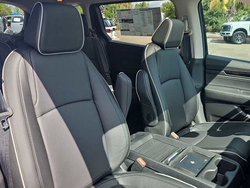 New 2026 Honda Odyssey Touring image 26