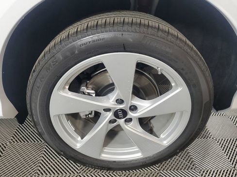 New 2025 Audi Q5 Premium Plus image 11