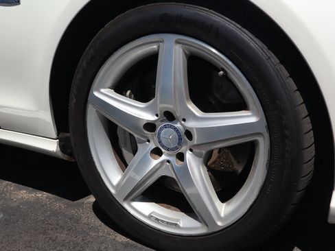 Used 2012 Mercedes-Benz CLS 550 4MATIC image 18