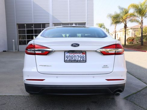 Used 2019 Ford Fusion SE image 5