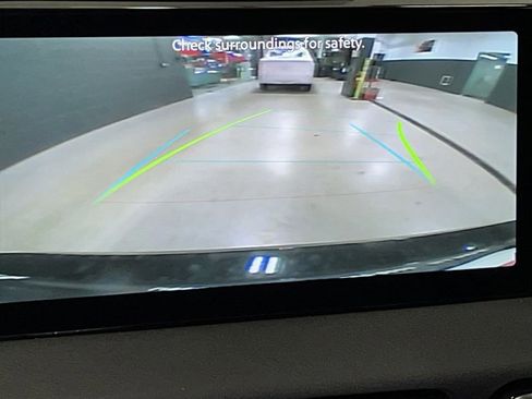 New 2026 Nissan Sentra SR w/ Floor Mat Package FWD image 22