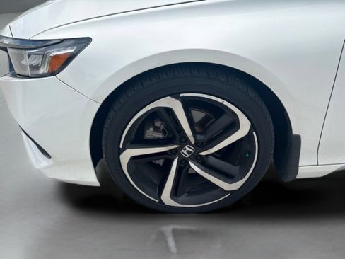 Used 2021 Honda Accord Sport image 31
