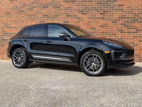 New 2026 Porsche Macan Turbo image 9