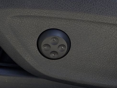 Used 2024 Mercedes-Benz GLE 350 4MATIC w/ 3rd Row Seat Package image 24