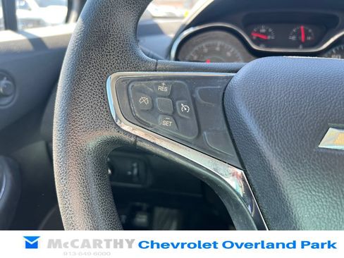 Used 2017 Chevrolet Cruze LT w/ Convenience Package FWD image 10