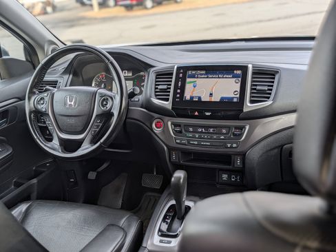 Used 2017 Honda Ridgeline RTL-T image 14