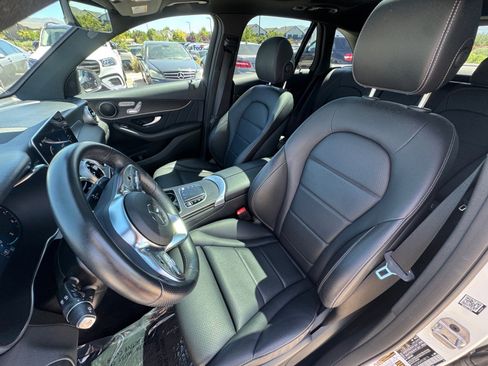 Used 2022 Mercedes-Benz GLC 300 4MATIC image 22