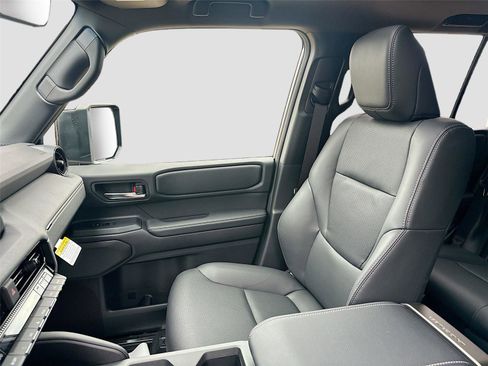 New 2026 Toyota Land Cruiser image 25