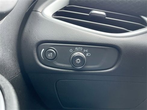 Used 2024 Chevrolet Malibu LT image 17