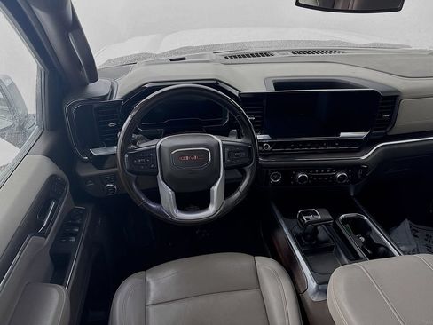 Used 2024 GMC Sierra 1500 SLT w/ SLT Premium Package AWD/4WD image 24