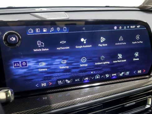 New 2026 Chevrolet Traverse High Country w/ LPO, Floor Liner Package image 17