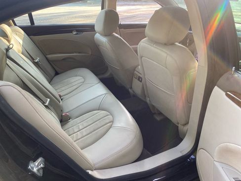 Used 2011 Buick Lucerne Super FWD image 21