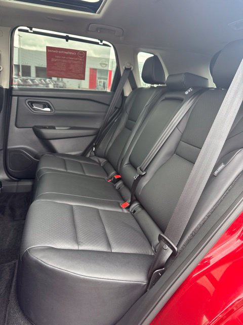 Certified 2024 Nissan Rogue SV w/ SV Premium Package AWD/4WD image 12