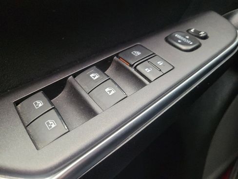 Used 2016 Toyota Camry XSE w/ Moonroof Package FWD image 27