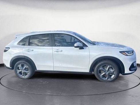 New 2026 Honda HR-V LX image 6