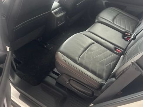Certified 2023 Nissan Pathfinder Platinum w/ Cargo Package FWD image 15