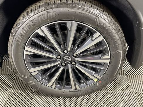 New 2026 Nissan Pathfinder Platinum FWD image 20