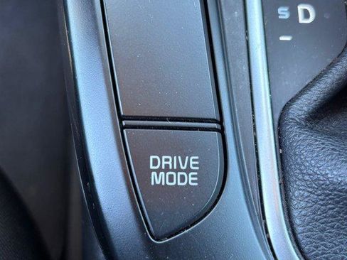 Used 2024 Kia Soul LX w/ Option Group 015 FWD image 30