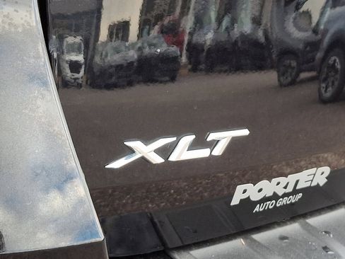 Used 2022 Ford Explorer XLT w/ Equipment Group 202A image 31