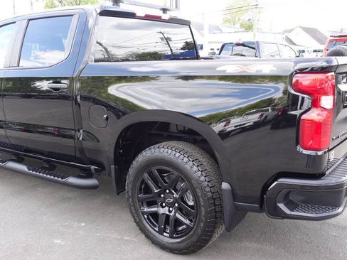 Used 2023 Chevrolet Silverado 1500 Custom w/ LPO, Dark Essentials Package AWD/4WD image 8