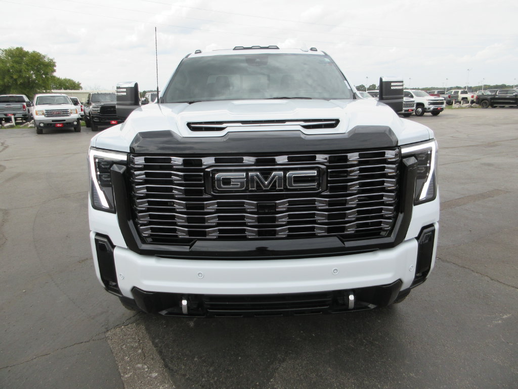 Certified 2026 GMC Sierra 2500 Denali Ultimate AWD/4WD image 13