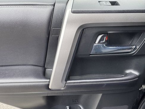 Used 2018 Toyota 4Runner SR5 image 23