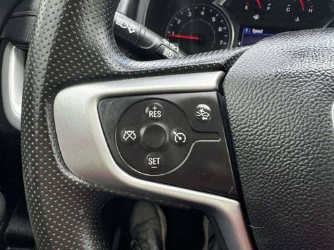 Used 2022 GMC Terrain SLE w/ Driver Convenience Package FWD image 28