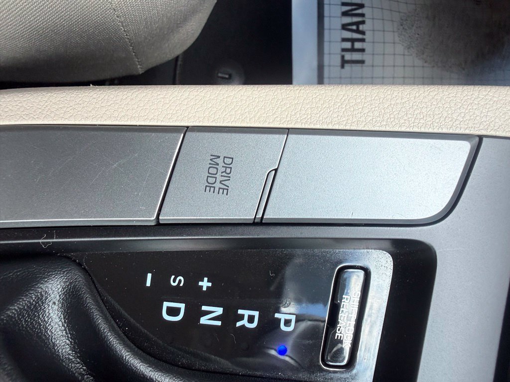 Used 2019 Hyundai Elantra SE FWD image 78
