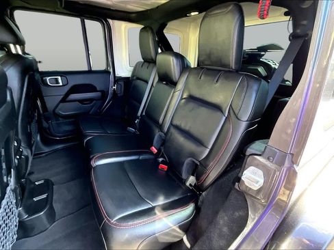 Used 2021 Jeep Wrangler Unlimited Rubicon AWD/4WD image 25
