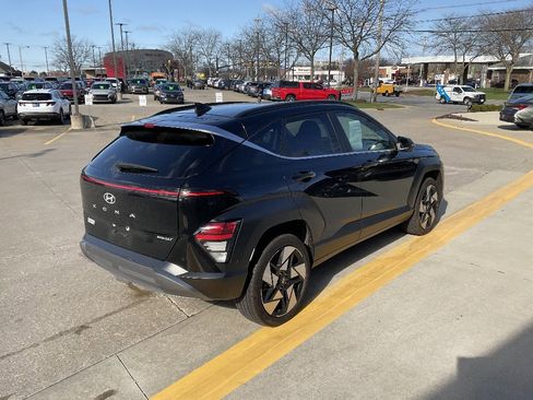 Certified 2024 Hyundai Kona Limited image 3